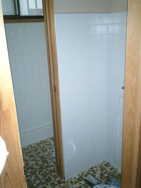 トイレの全面改修工事